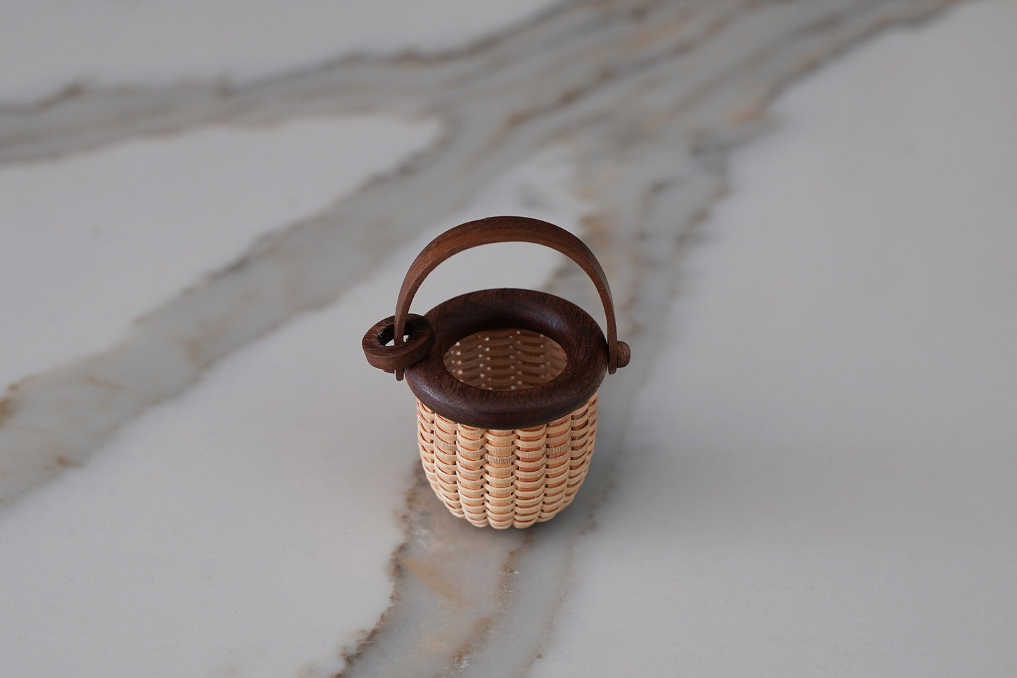 1" Nantucket Basket / Charm #28