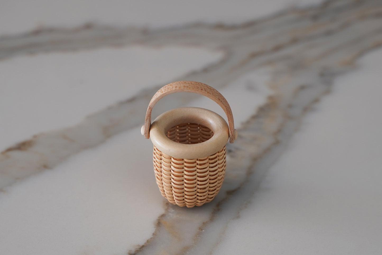 1" Nantucket Basket / Charm #10