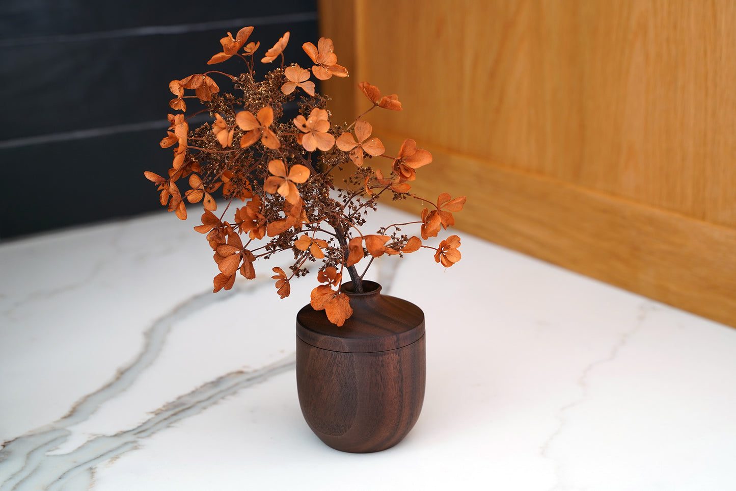Walnut Bud Vase Box – Small Wooden Vase & Storage