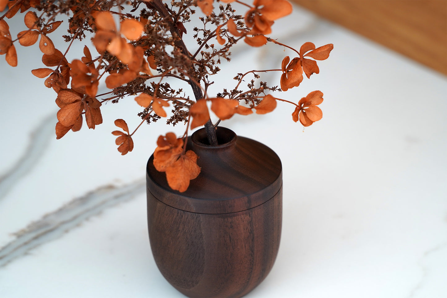 Walnut Bud Vase Box – Small Wooden Vase & Storage